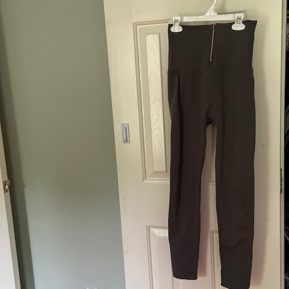 Quality thick gray high-waisted leggings